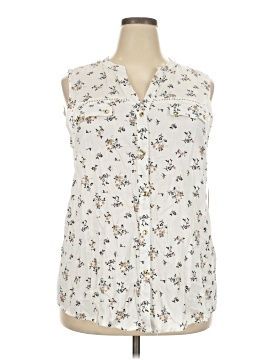 Siren Lily Sleeveless Button Down Shirt
