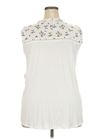 Siren Lily Sleeveless Button-Down Shirt (view 2)