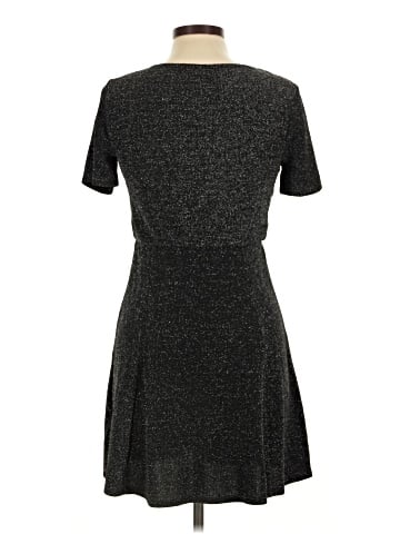 Urban Outfitters Casual Dress (view 2)