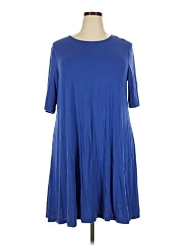 Old Navy Casual Dress (view 1)