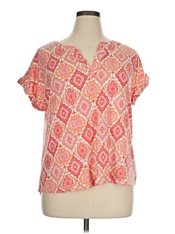 Love Scarlett Short Sleeve T-Shirt (view 1)