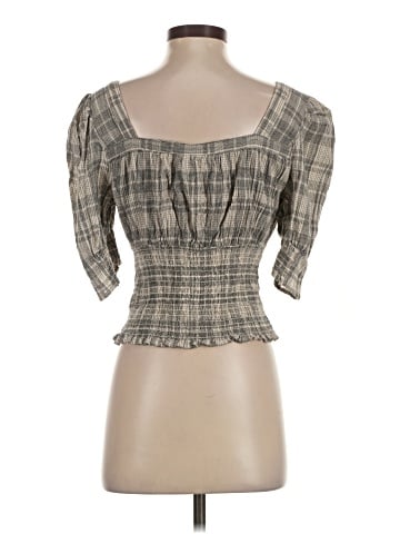 Universal Thread Short Sleeve Top (view 2)