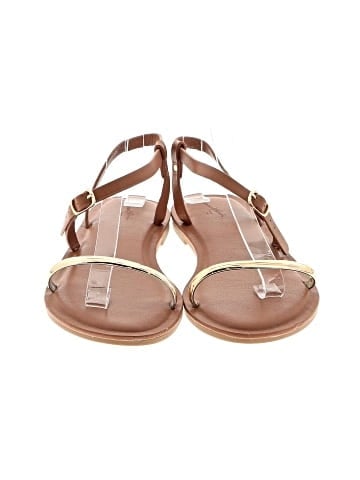 Universal Thread Sandals (view 2)