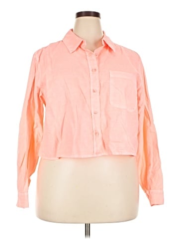 Universal Thread Long Sleeve Button-Down Shirt (view 1)