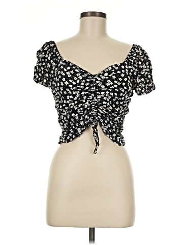 H&M Short Sleeve T-Shirt (view 1)
