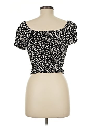 H&M Short Sleeve T-Shirt (view 2)