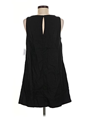 Old Navy Casual Dress (view 2)