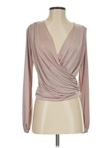 Charlotte Russe Long Sleeve T-Shirt (view 1)