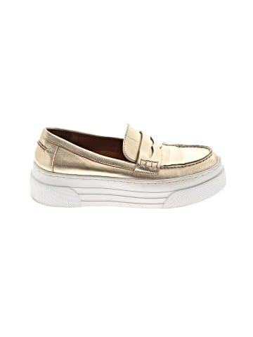 J/Slides Flats (view 1)