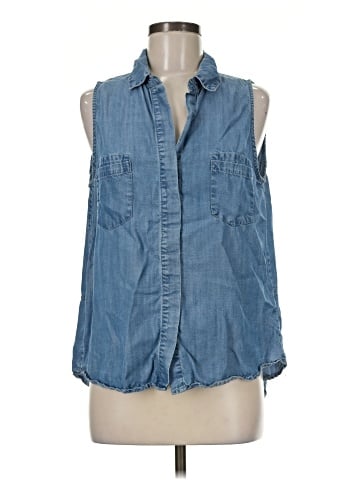 Signature 8 Sleeveless Button-Down Shirt (view 1)