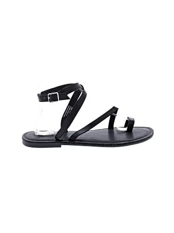 Gap Sandals (view 1)