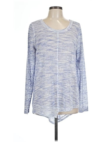 Akemi + Kin Long Sleeve T-Shirt (view 1)