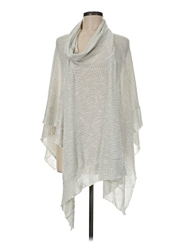 Sunday in Brooklyn Poncho (view 1)