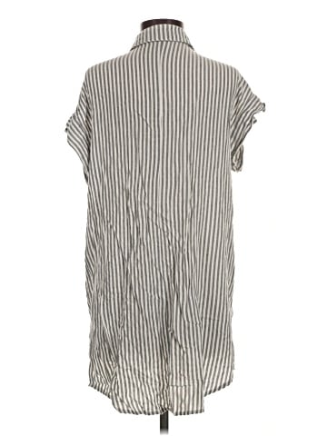 Mustard Seed Short Sleeve Button-Down Shirt (view 2)