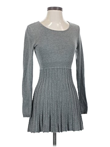 Daisy Fuentes Casual Dress (view 1)