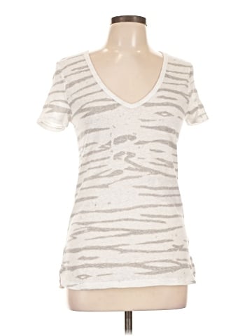 American Eagle Outfitters Short Sleeve T-Shirt (view 1)