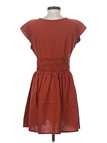 Old Navy Casual Dress (view 2)