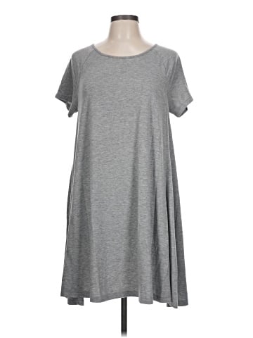 Old Navy Casual Dress (view 1)