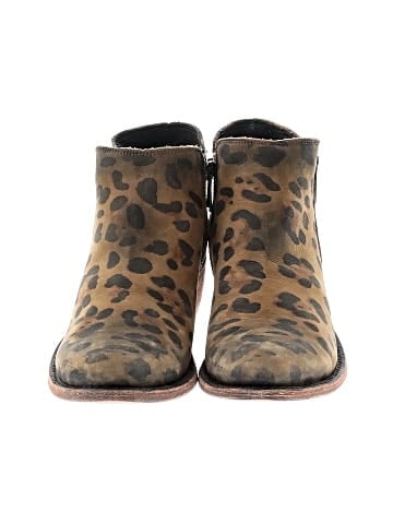 LIBERTY Ankle Boots (view 2)