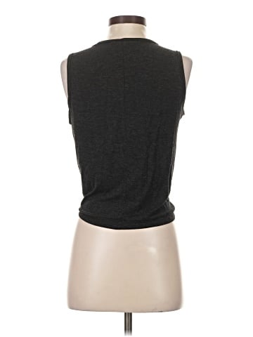 Yogalicious Sleeveless Top (view 2)