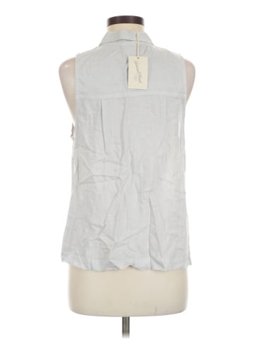 Universal Thread Sleeveless Button-Down Shirt (view 2)