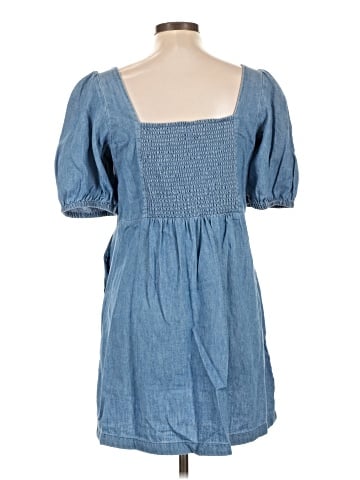 Old Navy Casual Dress (view 2)