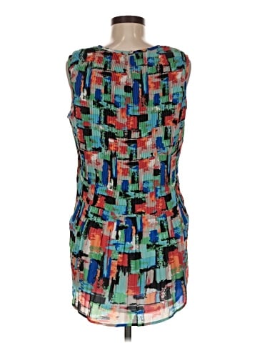 North Style Sleeveless Blouse (view 2)