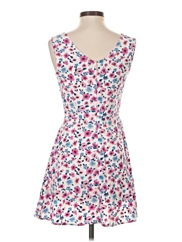Forever 21 Casual Dress (view 2)