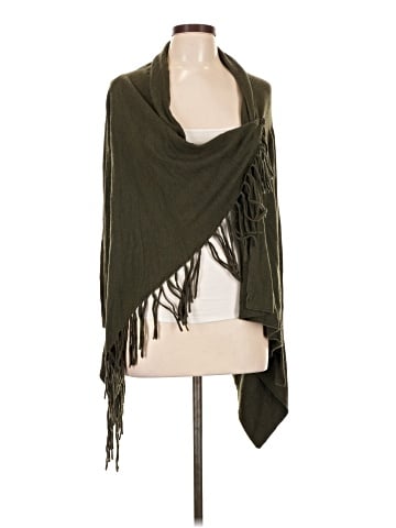 Lovestitch Poncho (view 1)