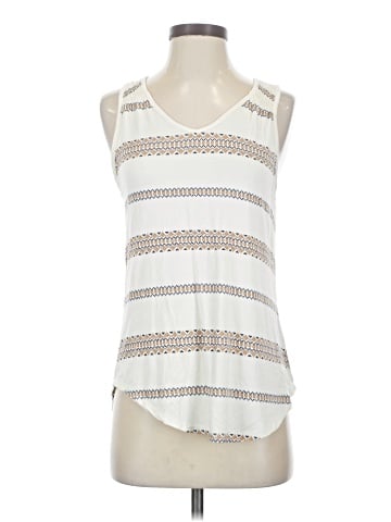Market and Spruce Sleeveless Top (view 1)