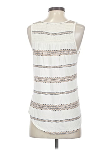 Market and Spruce Sleeveless Top (view 2)
