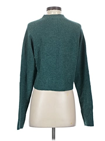 Universal Thread Turtleneck Sweater (view 2)
