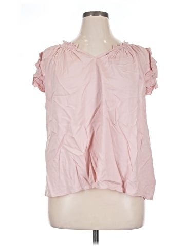 Old Navy Sleeveless T-Shirt (view 1)