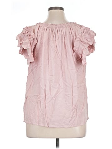 Old Navy Sleeveless T-Shirt (view 2)