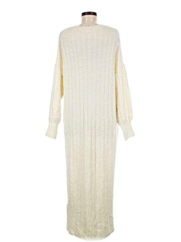 MNG Poncho (view 2)