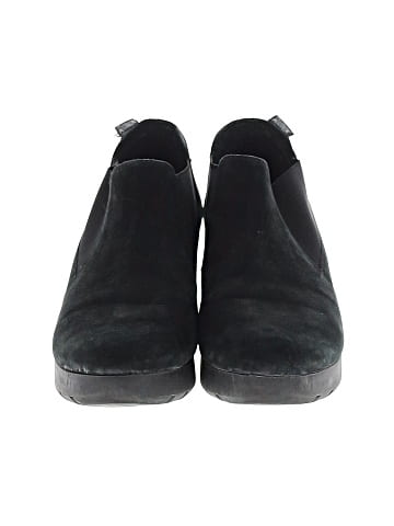 Unbranded Wedges (view 2)