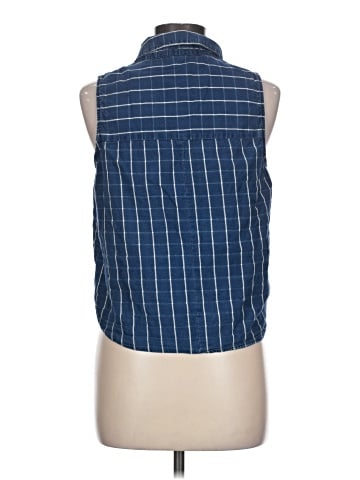 Aeropostale Sleeveless Button-Down Shirt (view 2)
