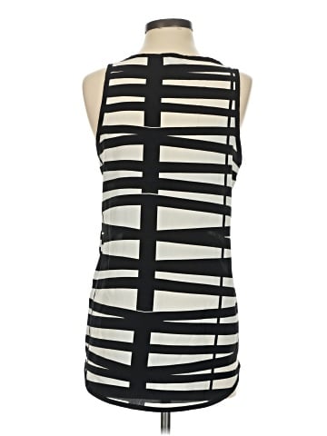 Twenty One Sleeveless Top (view 2)