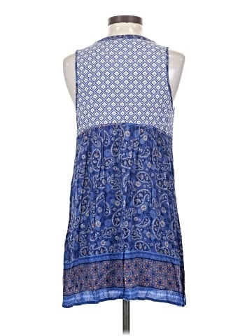 Forever 21 Sleeveless Blouse (view 2)