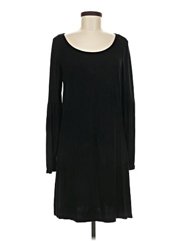 Mercer & Madison Casual Dress (view 1)