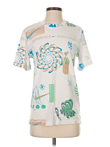 Nike Short Sleeve T-Shirt (view 1)