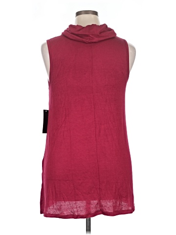 Signature Studio Sleeveless T-Shirt (view 2)