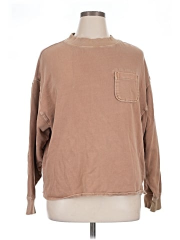 Old Navy Long Sleeve T-Shirt (view 1)