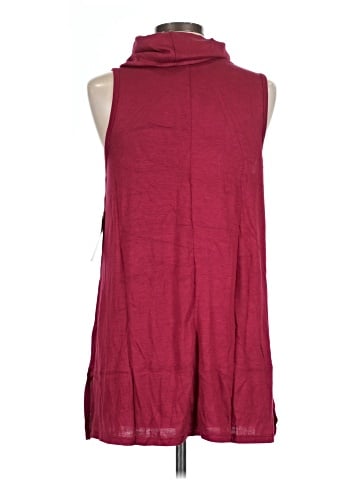 Signature Studio Sleeveless T-Shirt (view 2)
