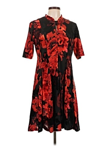 Signature by Robbie Bee Casual Dress (view 1)