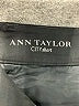 Ann Taylor Solid Black Shorts Size 6 - photo 3