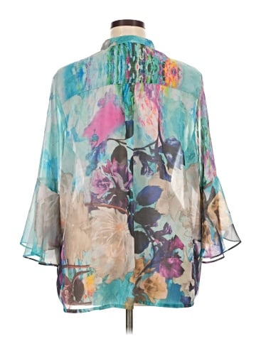 North Style 3/4 Sleeve Blouse (view 2)