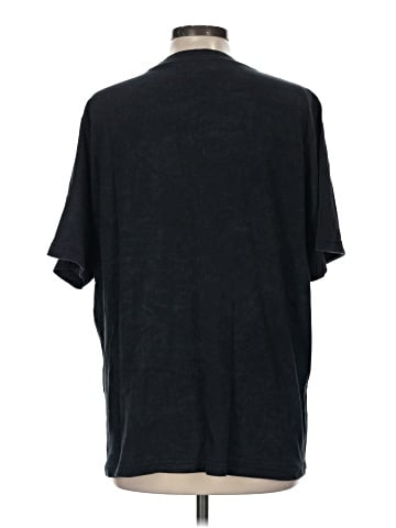 Nike Short Sleeve T-Shirt (view 2)