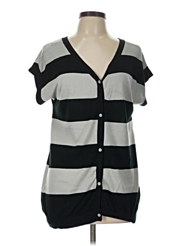 Xhilaration Short Sleeve T-Shirt (view 1)
