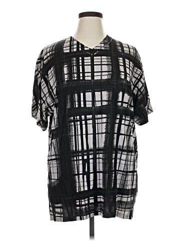 On The Byas Short Sleeve T-Shirt (view 1)